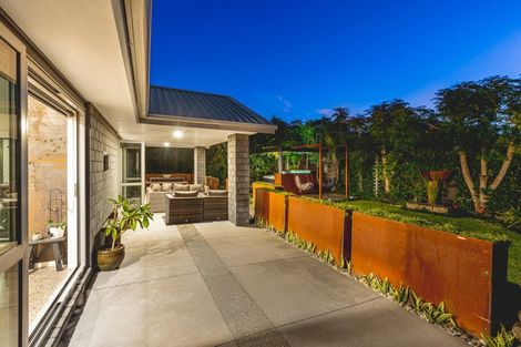 Photo of property in 10 Cooke Farm Grove, Waiwhakaiho, New Plymouth, 4312