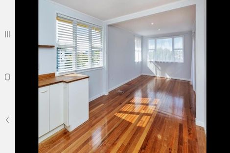 Photo of property in 16 Ogle Crescent, Te Kamo, Whangarei, 0112