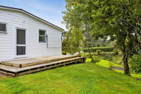 Photo of property in 20 Dudley Road Lower, Inglewood, 4386