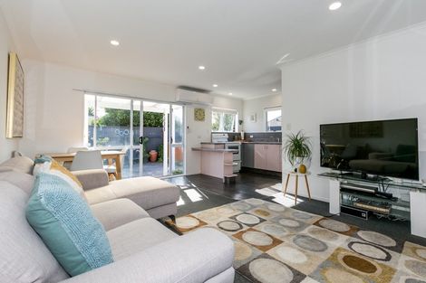 Photo of property in 26 Bedford Road, Marewa, Napier, 4110