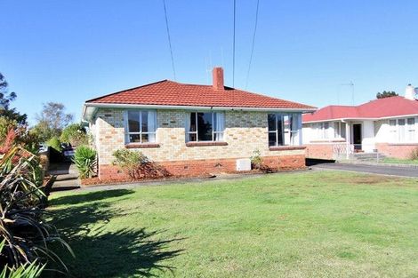 Photo of property in 48 Vardon Road, St Andrews, Hamilton, 3200