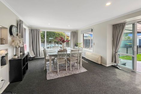 Photo of property in 21 Shearer Avenue, Papanui, Christchurch, 8052