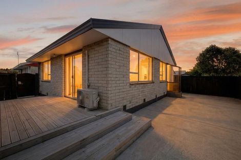 Photo of property in 1/83 Hay Street, Bromley, Christchurch, 8062