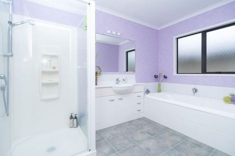 Photo of property in 3 Lockhart Place, Rototuna, Hamilton, 3210