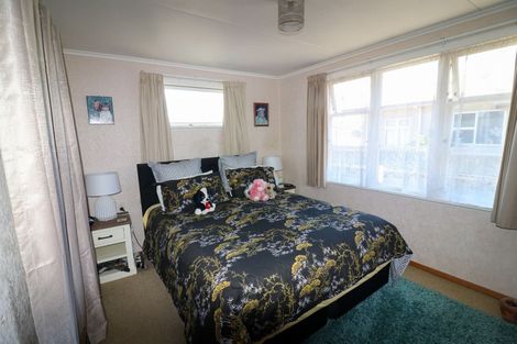 Photo of property in 214 High Street, Dannevirke, 4930