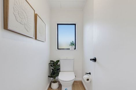 Photo of property in 16 Kaiwaka-mangawhai Road, Kaiwaka, 0975