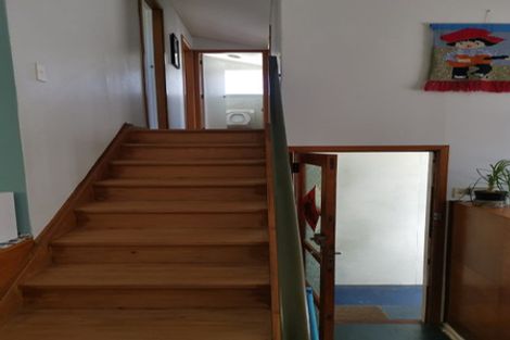 Photo of property in 1 Chilton Grove, Hutt Central, Lower Hutt, 5010