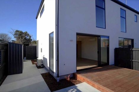 Photo of property in 2/102 Creyke Road, Ilam, Christchurch, 8041