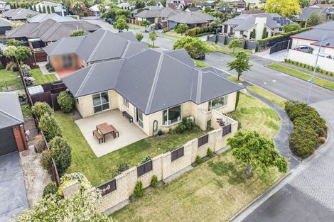 Photo of property in 5 Harrys Way, Redwood, Christchurch, 8051