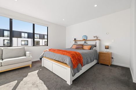 Photo of property in 10b Windlass Street, Long Bay, Auckland, 0630