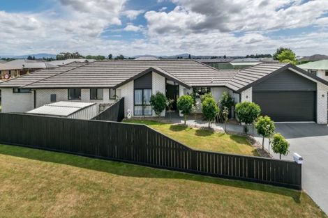 Photo of property in 186 Johns Road, Rangiora, 7400