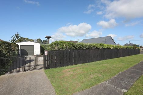 Photo of property in 10 Kittyhawk Row, Bulls, 4818