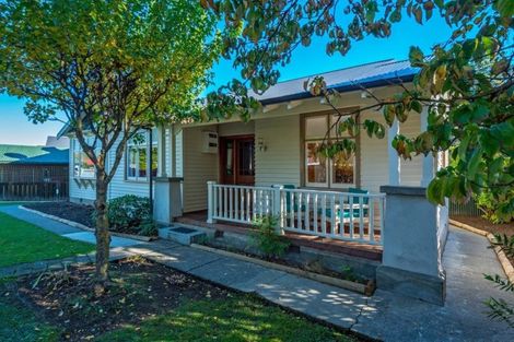 Photo of property in 104 Talbot Street, Geraldine, 7930