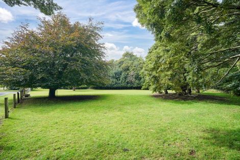 Photo of property in 54 Mckellar Road, Seaward Bush, Invercargill, 9871