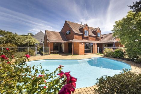 Photo of property in 79 Waterloo Crescent, Hokowhitu, Palmerston North, 4410