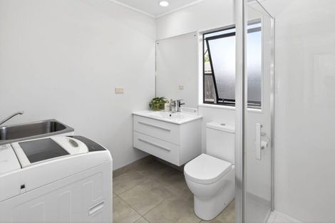 Photo of property in 27a Willoughby Avenue, Howick, Auckland, 2014