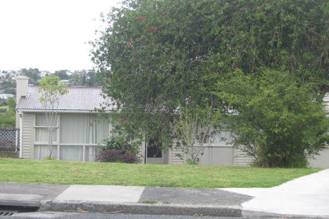 Photo of property in 26 Edgeworth Road, Glenfield, Auckland, 0629