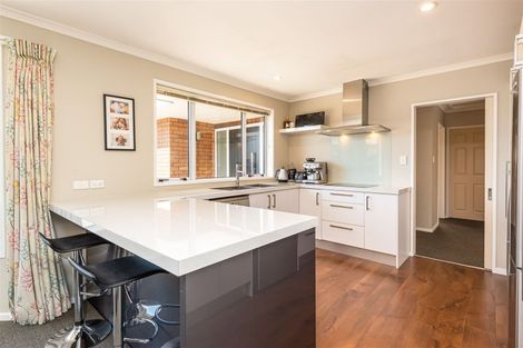 Photo of property in 46 Regency Crescent, Redwood, Christchurch, 8051