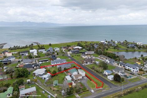 Photo of property in 9 Mylindas Road, Whakatiwai, Miranda, 2473