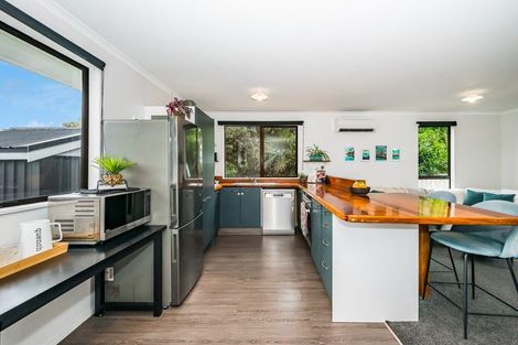 Photo of property in 3 Michael Road, Paraparaumu Beach, Paraparaumu, 5032