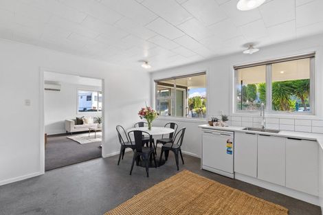 Photo of property in 2 Mountbatten Drive, Putaruru, 3411