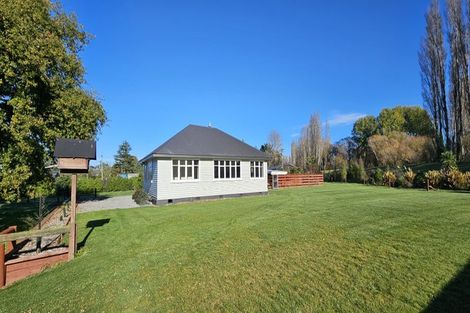 Photo of property in 97 Kainga Road, Kainga, Christchurch, 8083