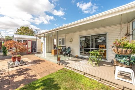 Photo of property in 102 Gonville Avenue, Gonville, Whanganui, 4501