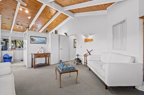 Photo of property in 58 Mackesy Road, Parahaki, Whangarei, 0112