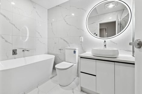 Photo of property in 30b Hearth Street, Flat Bush, 2019