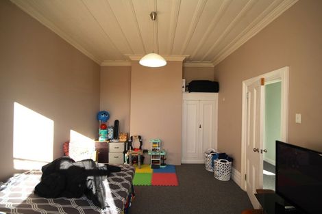 Photo of property in 69 Law Street, Caversham, Dunedin, 9012