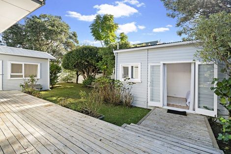 Photo of property in 1/1a Scarboro Terrace, Murrays Bay, Auckland, 0630