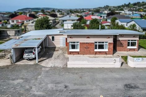 Photo of property in 1 Gladstone Drive, Oamaru North, Oamaru, 9400