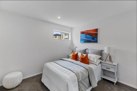 Photo of property in 21 Lawson Creek Street, Massey, Auckland, 0614