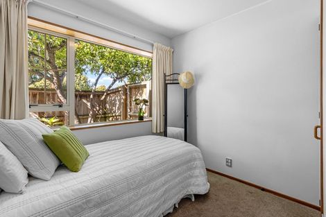 Photo of property in 2/43 Dee Street, St Albans, Christchurch, 8014