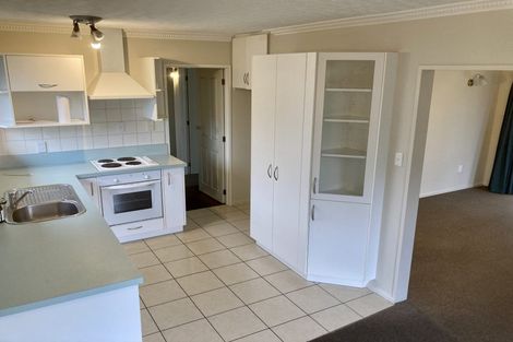 Photo of property in 2/50 Chipping Lane, Redwood, Christchurch, 8051