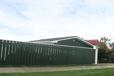 Photo of property in 73 Cypress Drive, Maungaraki, Lower Hutt, 5010