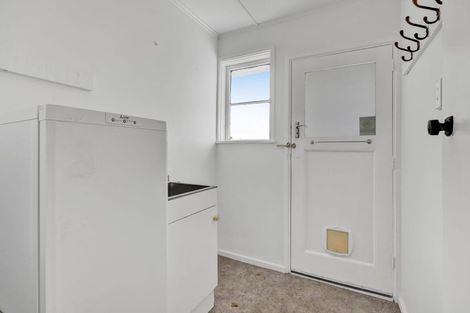 Photo of property in 8 Essex Street, Stratford, 4332