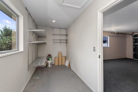 Photo of property in 17 Saddleback Green, Halswell, Christchurch, 8025