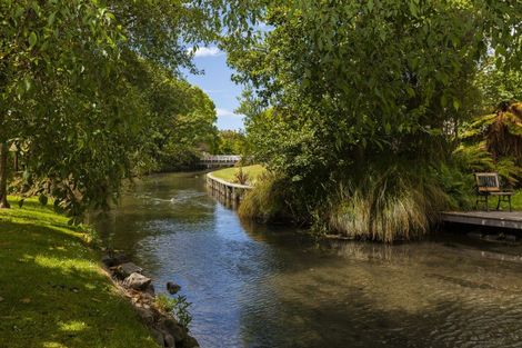Photo of property in 9 Pentlow Place, Fendalton, Christchurch, 8052