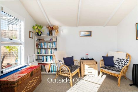 Photo of property in 16 Collison Terrace, Haumoana, 4102