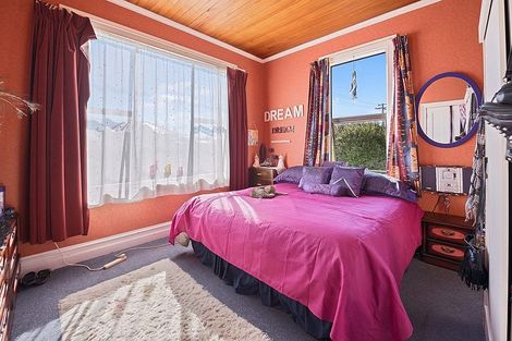 Photo of property in 28 Lawrence Street, East Gore, Gore, 9710