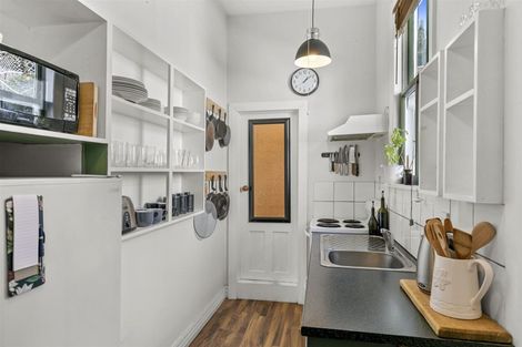 Photo of property in 11 Royal Street, Berhampore, Wellington, 6023