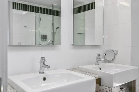 Photo of property in 20/225 Lake Terrace, Waipahihi, Taupo, 3330