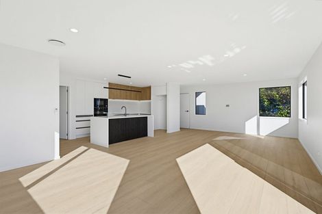 Photo of property in 8a Cedar Terrace, Stanmore Bay, Whangaparaoa, 0932