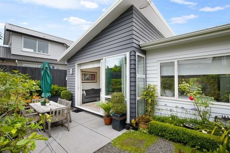 Photo of property in 3 Waiarohia Place, Hobsonville, Auckland, 0616