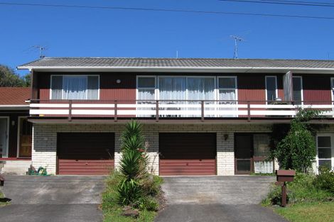 Photo of property in 2/1a Divich Avenue, Te Atatu South, Auckland, 0610