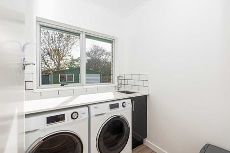 Photo of property in 38 Abraham Crescent, Milson, Palmerston North, 4414