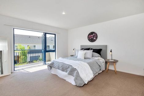 Photo of property in 3/70 Fernhill Way, Oteha, Auckland, 0632