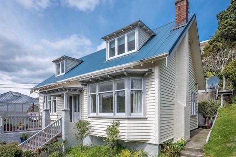 Photo of property in 385a Karori Road, Karori, Wellington, 6012