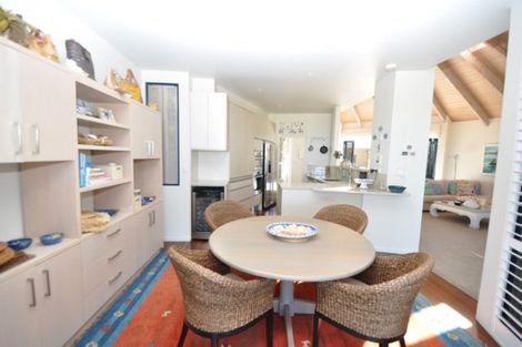 Photo of property in 8 Courtney Close, Pauanui, Hikuai, 3579